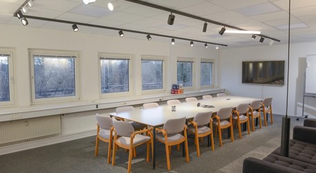 8809470-smedeholm-13c-1-tv